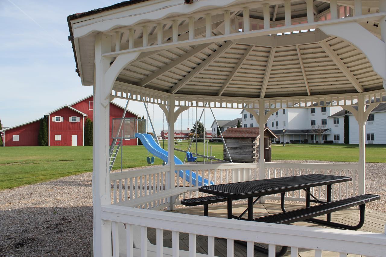 Farmstead Inn And Conference Center Shipshewana Exterior photo